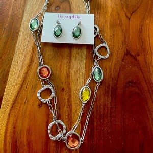 Gumdrop silver tone necklace with simulated gems